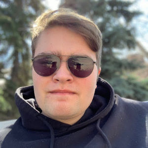 Meet your Posher, Chris